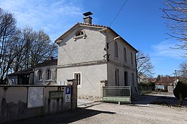 Gemeentehuis (in Tart-l'Abbaye)