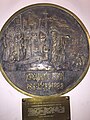 Медный медальон на стене Воскресенского Собора, отлитый русскими Белыми организациями Буэнос-Айреса в честь 1000-летя Крещения Руси в 1988 году