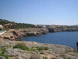 Coastă lângă Nova Santa Ponsa