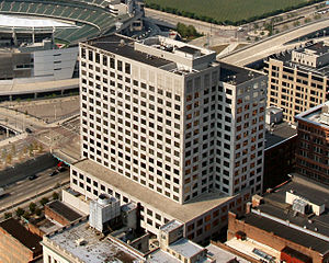 Former Cincinnati Enquirer headquarters building (1992-2022) at 312 Elm Street Cincinnati-enquirer-building.jpg