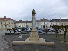 The war memorial and town hall square in Fains-Véel