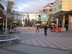 Hornsby mall with fountain.jpg