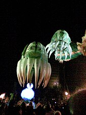 Marionnettes volantes au festival de lumières de Huddersfield en 2007.