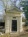 Jandoušova hrobka - Klasicistní kaplová hrobka předního českého farmaceuta Aloise Jandouše na pražských Olšanských hřbitovech