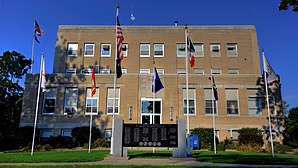 Das Jones County Courthouse in Anamosa, seit 2003 im NRHP gelistet[1]