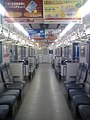 近鉄5800系電車の車内。ロングシート時。