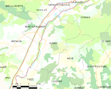 Carte élémentaire montrant les limites de la commune, les communes voisines, les zones de végétation et les routes