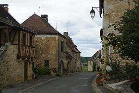 La rue principale de Monsac