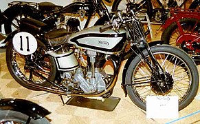 Norton International M30 500 cc OHC Racer de 1937