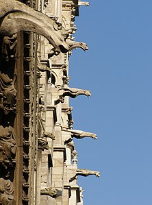 Gárgulas na fachada da Notre-Dame de Paris