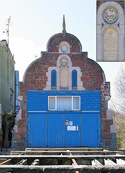 Old lifeboat station, Salcombe.JPG