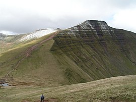 Pen y Fan из Cribyn.jpg