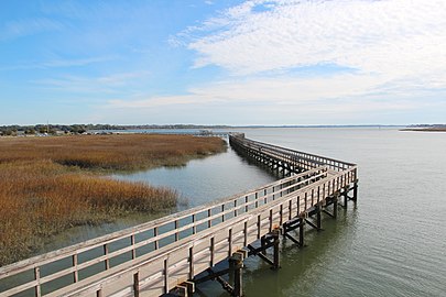 Sands Beach Boardwalk am Broad River