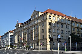 Dům čp. 601, dnes budova Úřadu městské části Praha 6, Čs. armády 23.