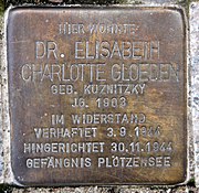 Placa memorial por Elisabeth Gloeden