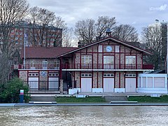 Bâtiment de l'Aviron Marne et Joinville.