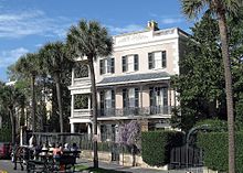 Edmondston-Alston House (built 1828) by the Battery with carriage tour Edmondston-Alston with carriage tour.jpg