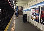 The platforms of Grand Street station in 2015