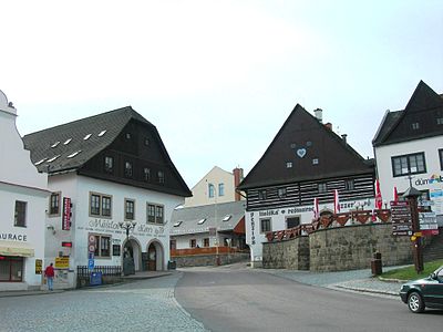 Maisons anciennes.