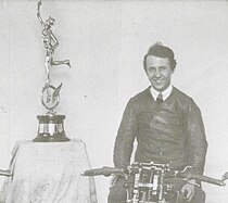 Jock Porter bouwde zijn eigen New Gerrard-motorfietsen en werd er in 1925 en 1926 Europees kampioen mee