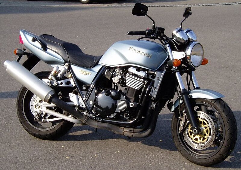 [Imagen: 800px-Kawasaki_ZRX1100_01.jpg]