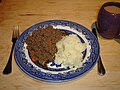 Miniatura para Mince and tatties