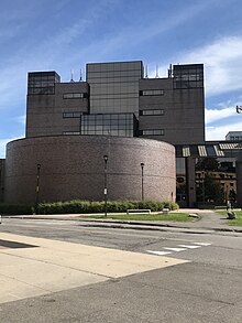 Minto Centre for Advanced Studies in Engineering (CASE), one of several buildings housing departments in the Faculty of Engineering and Design. MintoCASE Carleton 2019.jpg