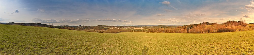 Výhled z kopce u Touboře severním směrem na Kunštát a přírodní park Halasovo Kunštátsko