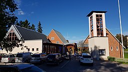 Tomaskyrkan i Gävle strax före en gudstjänst.