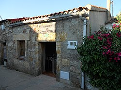 Skyline of Villanueva de Campeán