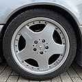 Vue détaillée : jante AMG de 18" d’une SL.