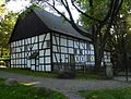 Wassermühle (erstmals erwähnt: 1514) mit Wohnhaus des Müllers (um 1770), Ackerbürgerhaus mit Querdeele, heute:Heimatmuseum, renoviert: 2003