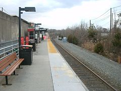 Lindenwold station, which is served by NJ Transit's Atlantic City Line and the PATCO Speedline Atlantic City Line platform at Lindenwold station, December 2011.jpg
