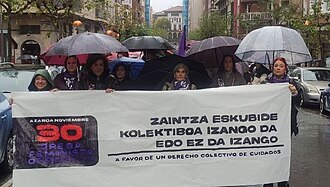 Azaroak 30eko Greba Feminista Orokorra Sestaon (irudian, ezkerretik eskuinera, Soraya Pereira, Inma Arias, Montserrat Roca eta Ángela Sevilla).