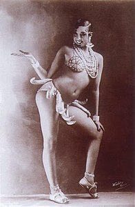 Josephine Baker in haar bananenrokje in 1926