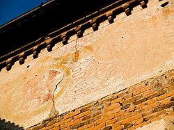 Affresco di uno stemma sul Casale Cassinazza