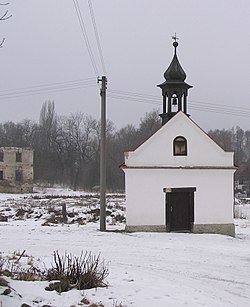 Kaplička na návsi