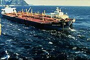 Oljetankern Exxon Valdez på grund på Bligh Reef i mars 1989