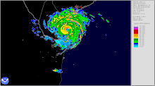 Barevně skalovaná animace znázorňující průběh hurikánu