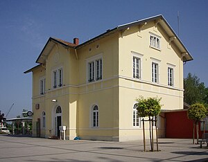 Renovierter Bahnhof Kandel 2009