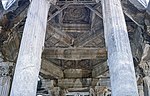 تفاصيل السقف في قبر "غوموش كيسين" (بالتركية: Gümüşkesen)‏.
