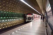 Stanice metra Malostranská z roku 1978 (rekonstruovaná roku 1999)