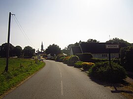 The road into Rédené