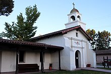 Santa Cruz, California, USA - Mission Santa Cruz -144 School St, Santa Cruz, CA 95060 - panoramio (cropped).jpg