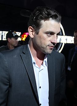 Skeet Ulrich (2010).