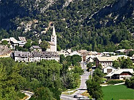 The village of Saint-Crépin, with the church and surrounding buildings