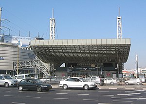 Tel Aviv Shalom Railway Station 01.jpg