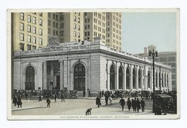 El edificio hacia 1920