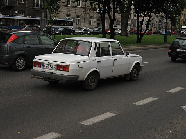 FileWartburg 13 on Zygmunta Krasi skiego avenue in Krak w 1 jpg