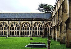 Wells Cathedral cloister crop.JPG